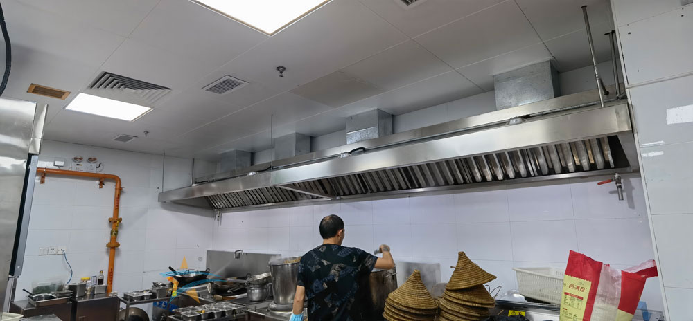 云海肴廚房烹飪區