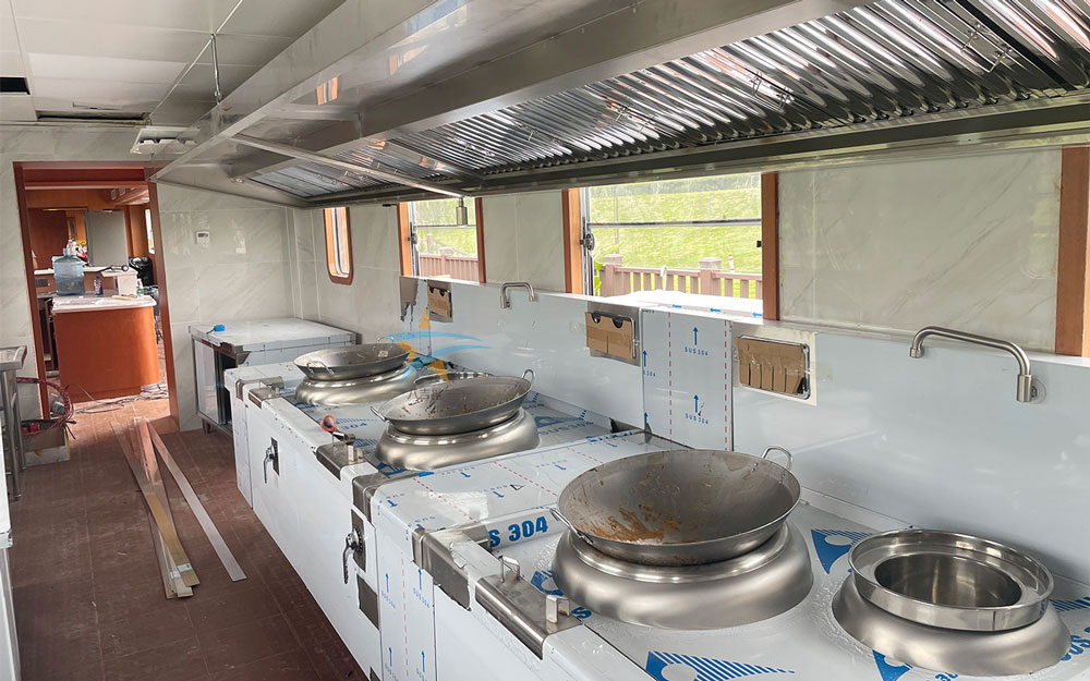 火車主題餐廳廚房工程主廚區施工現場